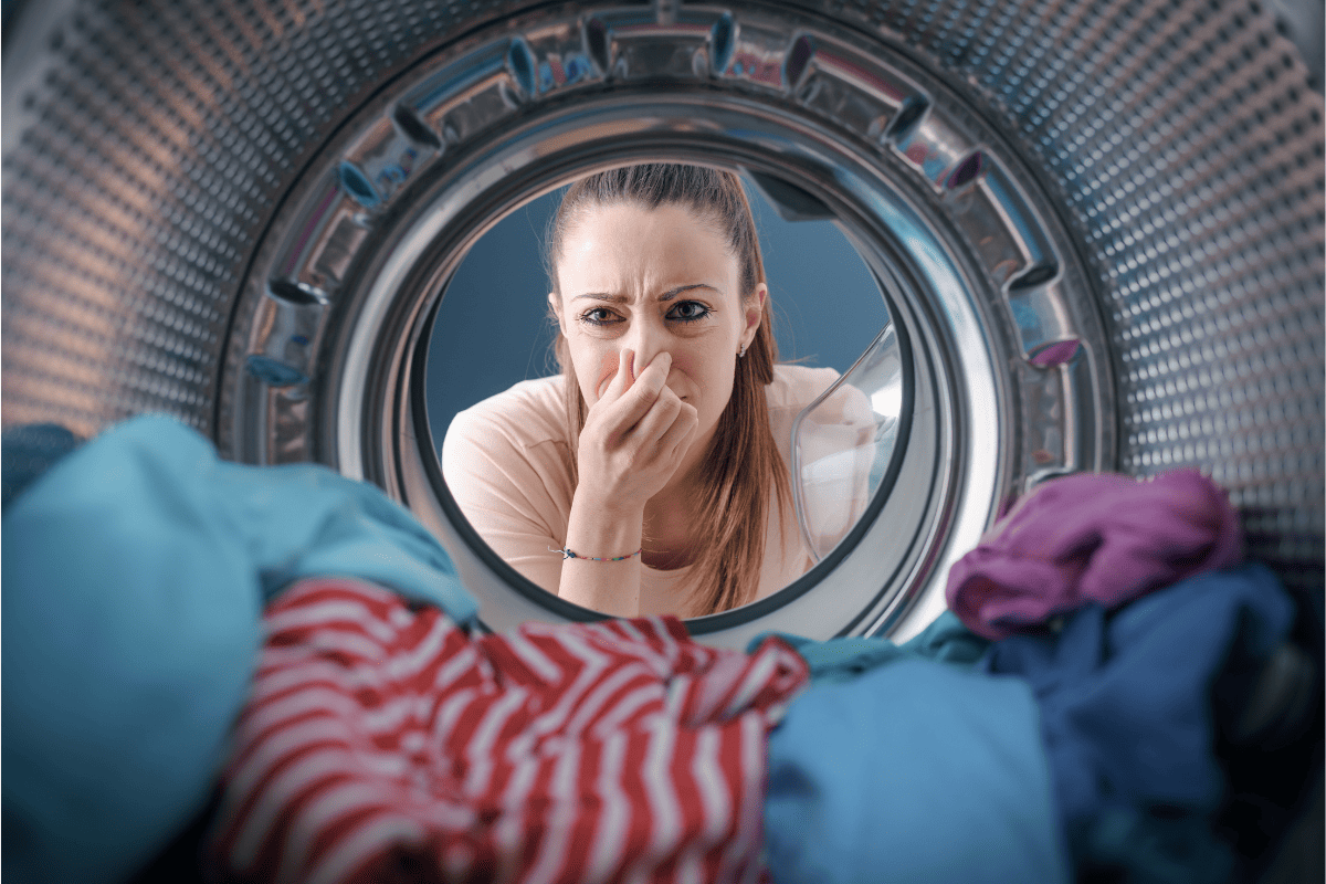 how-to-clean-a-smelly-clothes-dryer